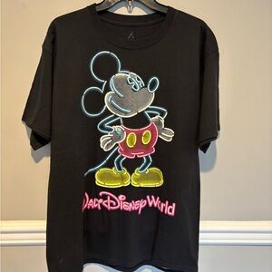 Disneyland Mickey Mouse Glow in the Dark Tshirt Men or Women (Hanes Size L)NWOT